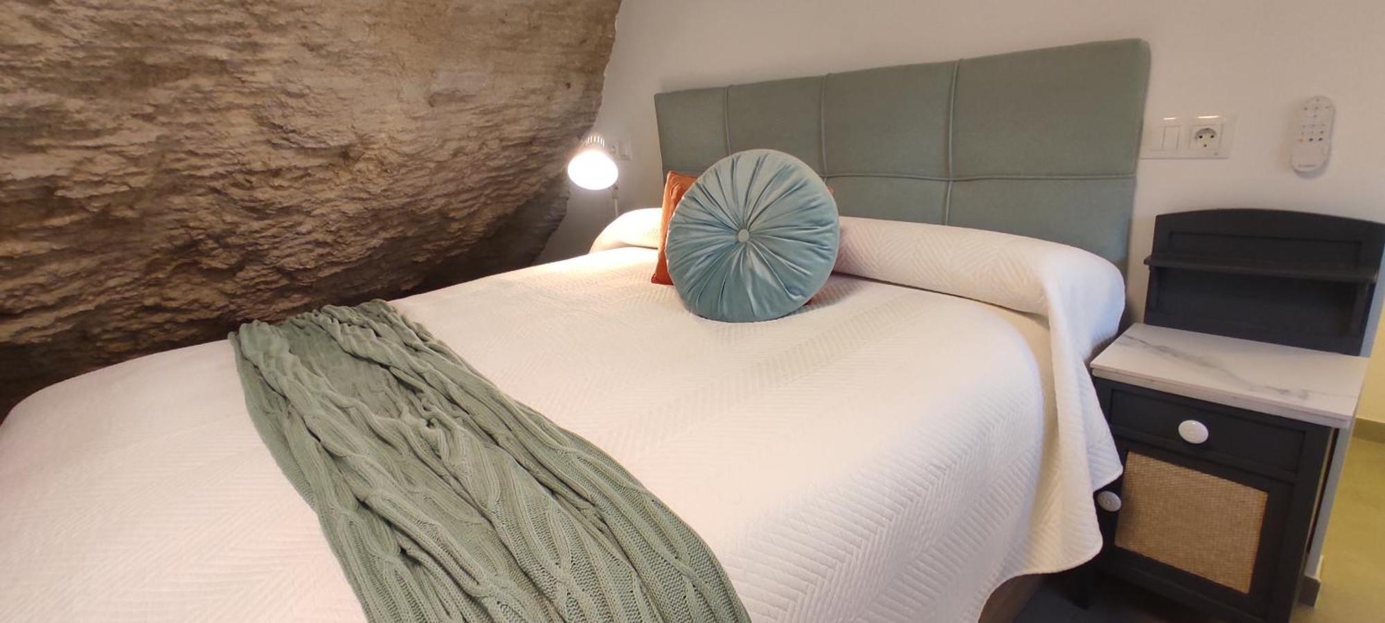Casa Cueva Las Chicas Del Puente Setenil De Las Bodegas Eksteriør billede